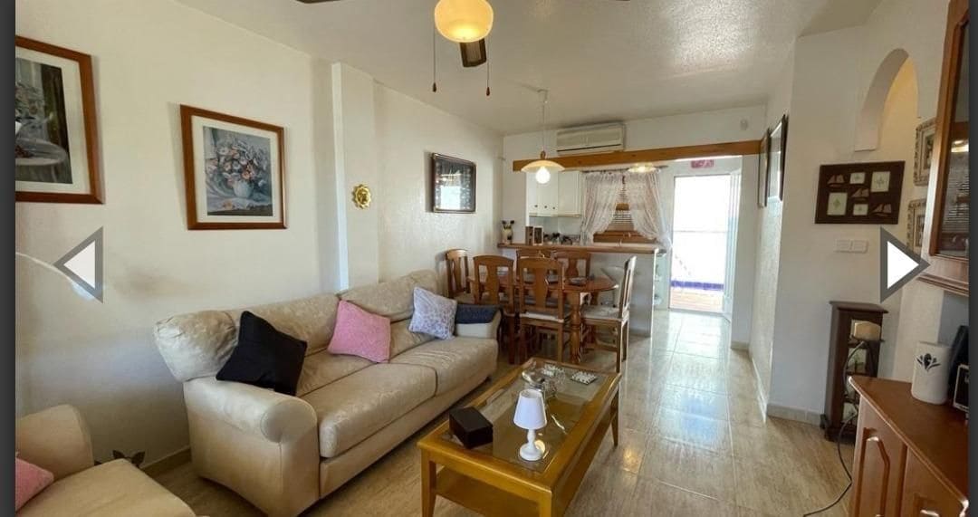 Adosado de 4 habitaciones en Torre de la Horadada en venta - 249.000 € (Ref: 9979091)