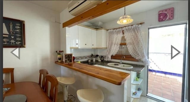 Adosado de 4 habitaciones en Torre de la Horadada, Pilar de la Horadada en venta - 249.000 € (Ref: 9979091)