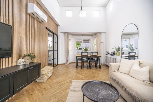 2 slaapkamer Villa te koop in La Torre Golf Resort, Torre-Pacheco - € 310.000 (Ref: 9979867)