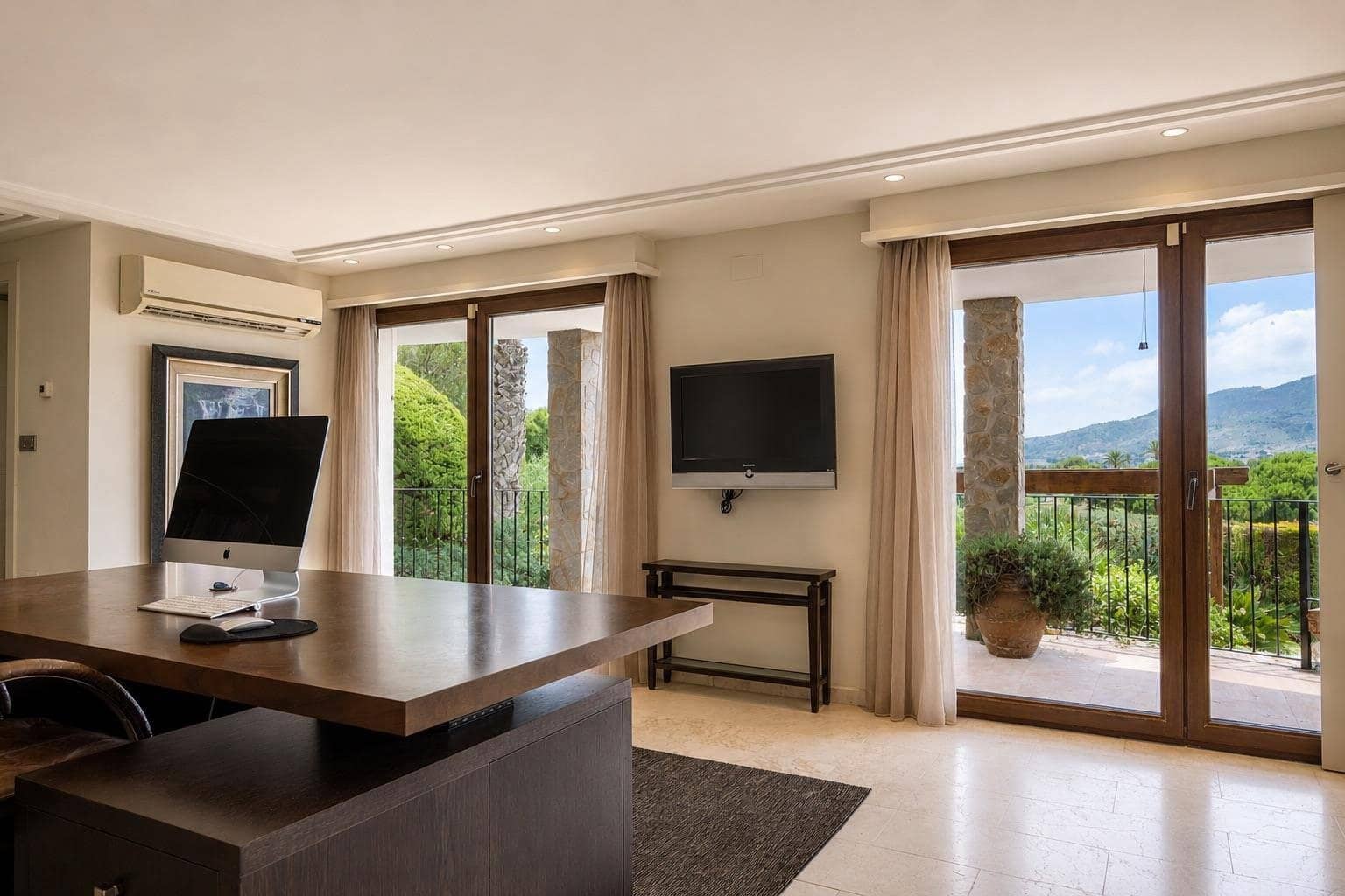 4 bedroom Villa for sale in Atamaria with pool - € 3,219,748 (Ref: 9979868)