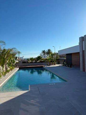 5 sovrum Villa till salu i Rojales med pool - 2 650 000 € (Ref: 9979873)