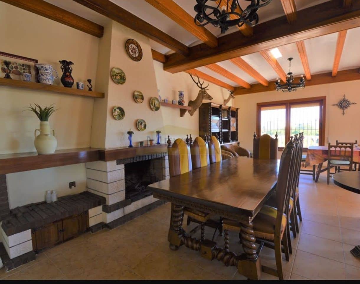 Chalet de 10 habitaciones en Las Ramblas Golf en venta - 1.100.000 € (Ref: 9979877)