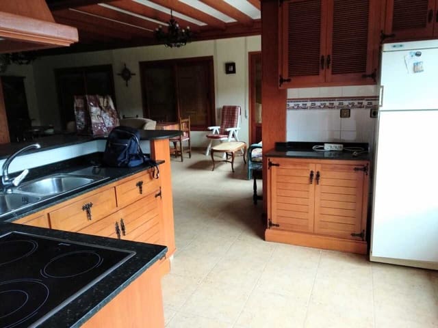 Chalet de 10 habitaciones en Las Ramblas Golf, Orihuela en venta - 1.100.000 € (Ref: 9979877)