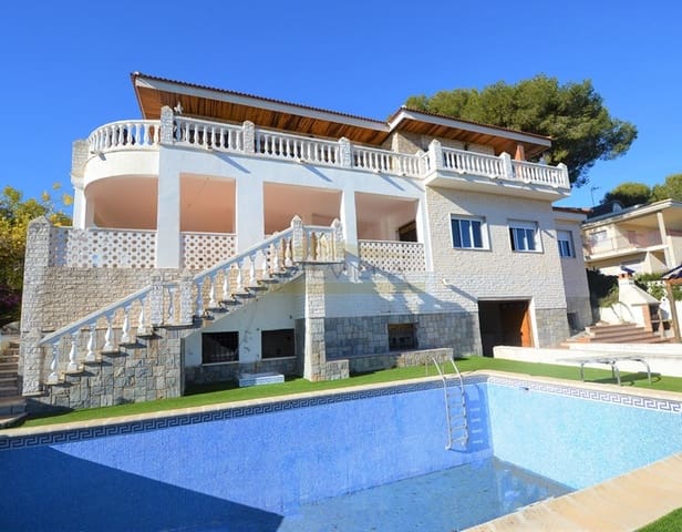 Chalet de 10 habitaciones en Las Ramblas Golf, Orihuela en venta - 1.100.000 € (Ref: 9979877)