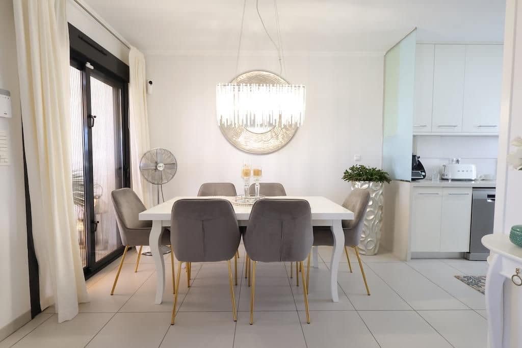 3 makuuhuone Huoneisto myytävänä paikassa Orihuela Costa mukana 
autotalli - 387 000 € (Ref: 9979878)