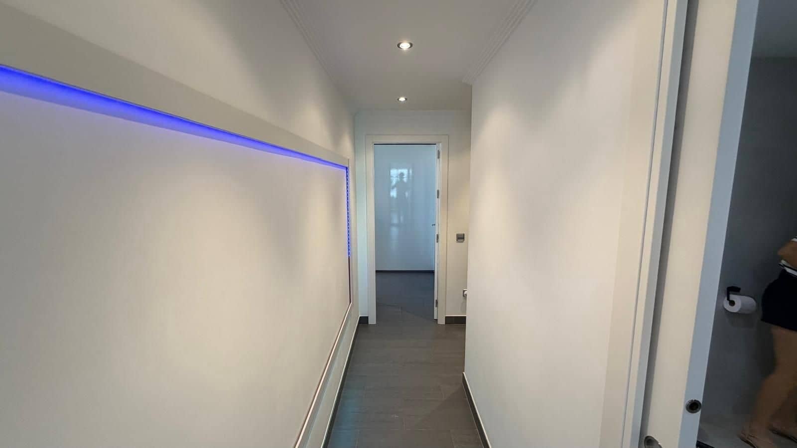2 makuuhuone Huoneisto myytävänä paikassa Torrevieja mukana uima-altaan - 369 900 € (Ref: 9979907)