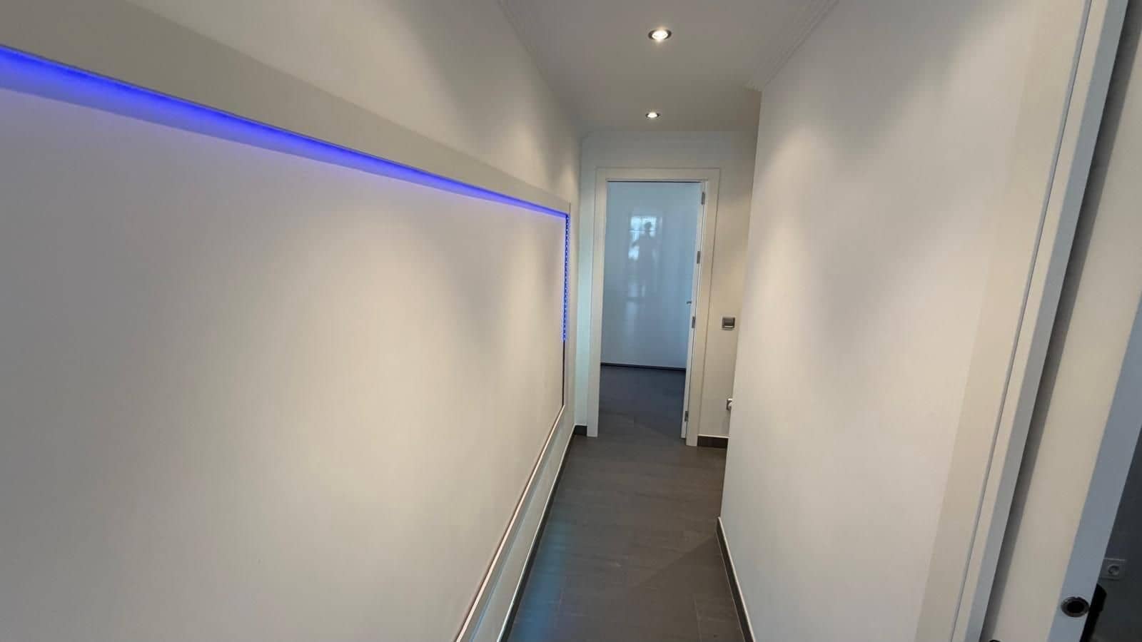 2 makuuhuone Huoneisto myytävänä paikassa Torrevieja mukana uima-altaan - 369 900 € (Ref: 9979907)