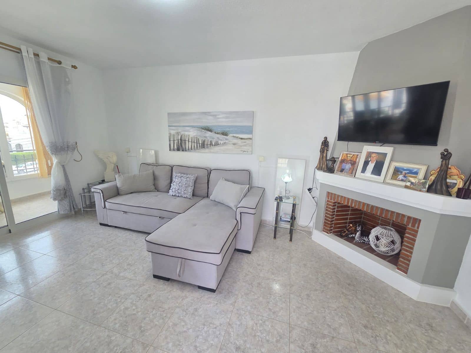 2 makuuhuone Huoneisto myytävänä paikassa Orihuela Costa mukana uima-altaan - 199 000 € (Ref: 9987025)