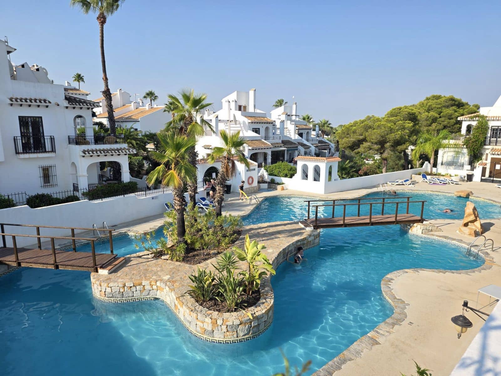 2 makuuhuone Huoneisto myytävänä paikassa Orihuela Costa mukana uima-altaan - 199 000 € (Ref: 9987025)