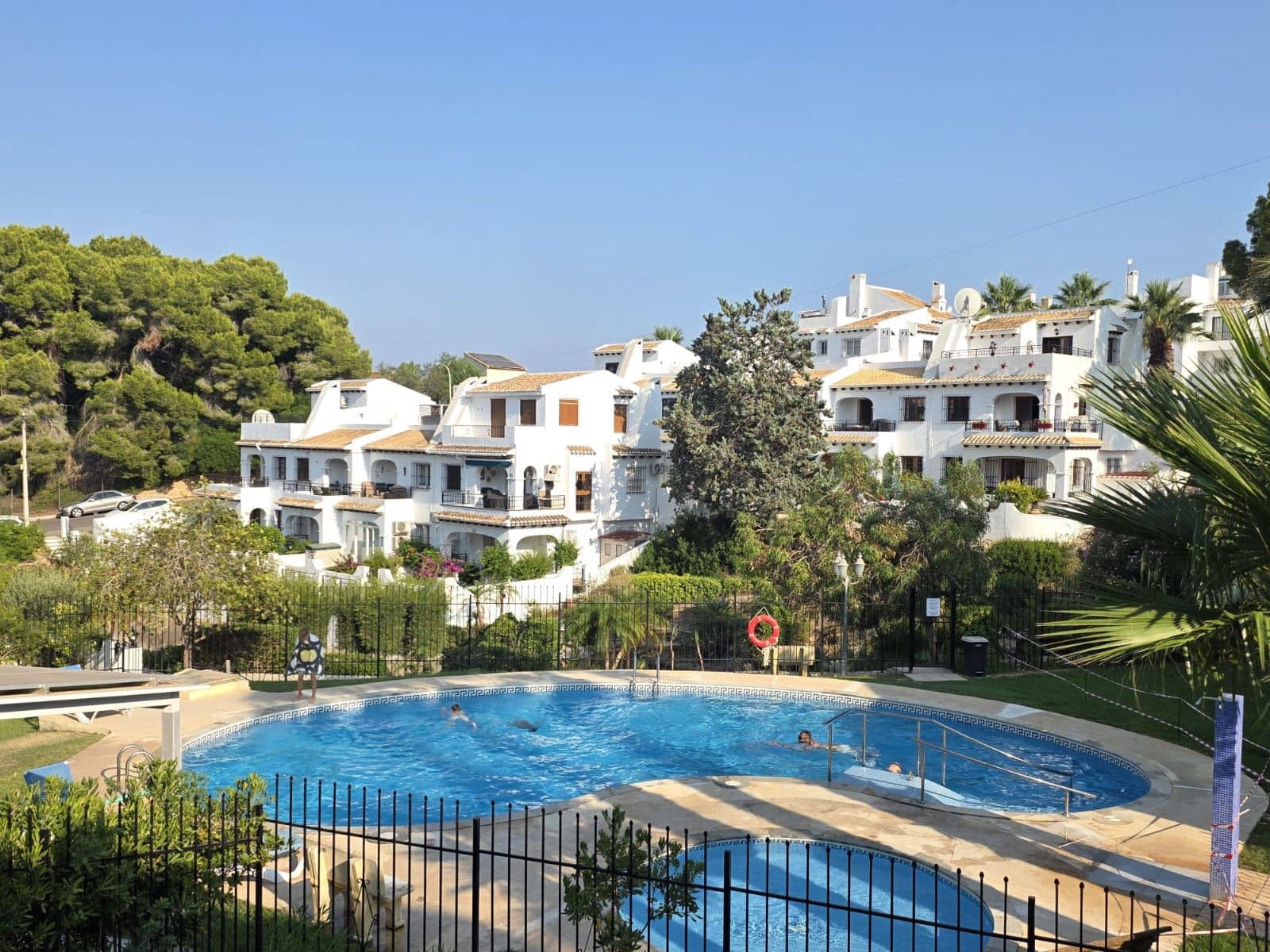 2 makuuhuone Huoneisto myytävänä paikassa Orihuela Costa mukana uima-altaan - 199 000 € (Ref: 9987025)