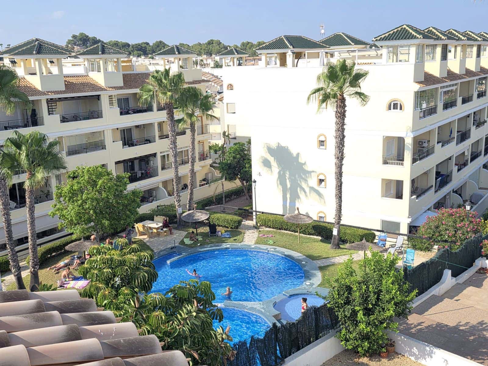 2 makuuhuone Huoneisto myytävänä paikassa Orihuela Costa mukana uima-altaan - 199 000 € (Ref: 9987025)