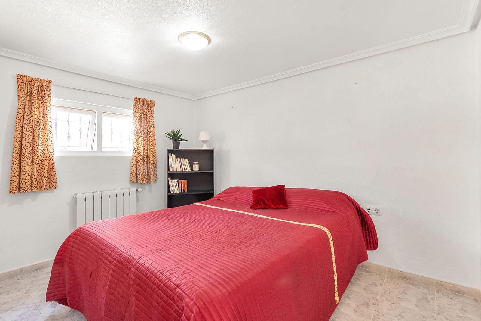 4 chambre Villa/Maison à vendre à Torrevieja avec piscine - 499 000 € (Ref: 9987040)
