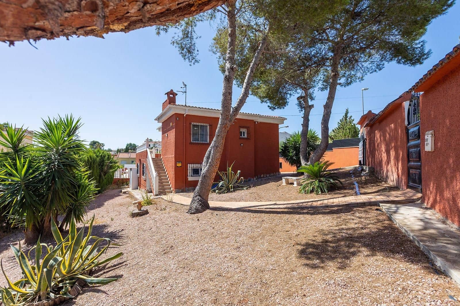 4 chambre Villa/Maison à vendre à Torrevieja avec piscine - 499 000 € (Ref: 9987040)