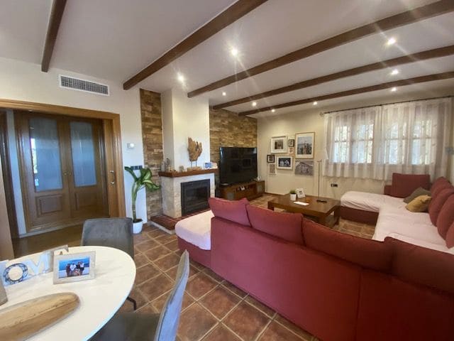 4 bedroom Villa for sale in Cabezo de Torres with pool - € 545,000 (Ref: 9987047)