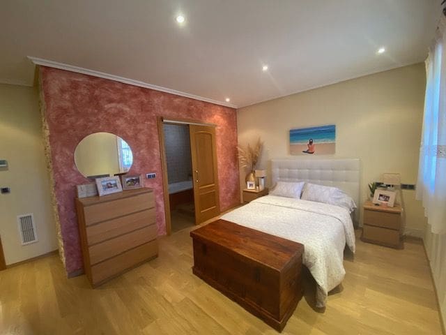 4 bedroom Villa for sale in Cabezo de Torres with pool - € 545,000 (Ref: 9987047)