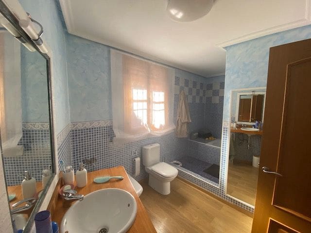 4 bedroom Villa for sale in Cabezo de Torres with pool - € 545,000 (Ref: 9987047)