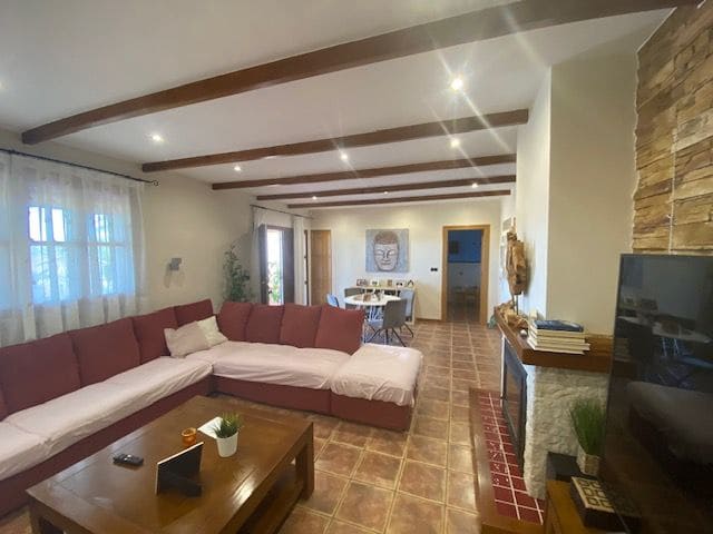 4 bedroom Villa for sale in Cabezo de Torres with pool - € 545,000 (Ref: 9987047)