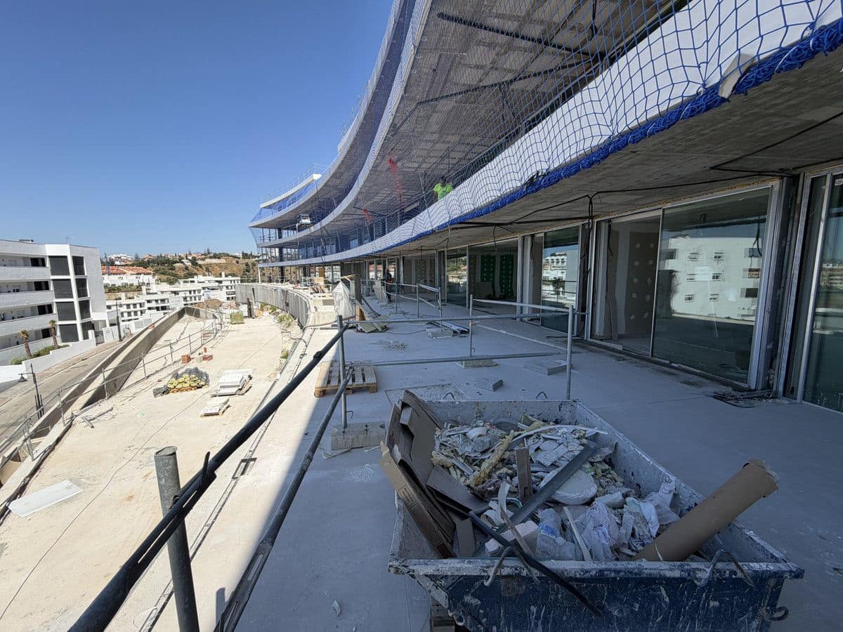 3 soveværelse Lejlighed til salg i Fuengirola med swimmingpool - € 1.215.000 (Ref: 9992051)