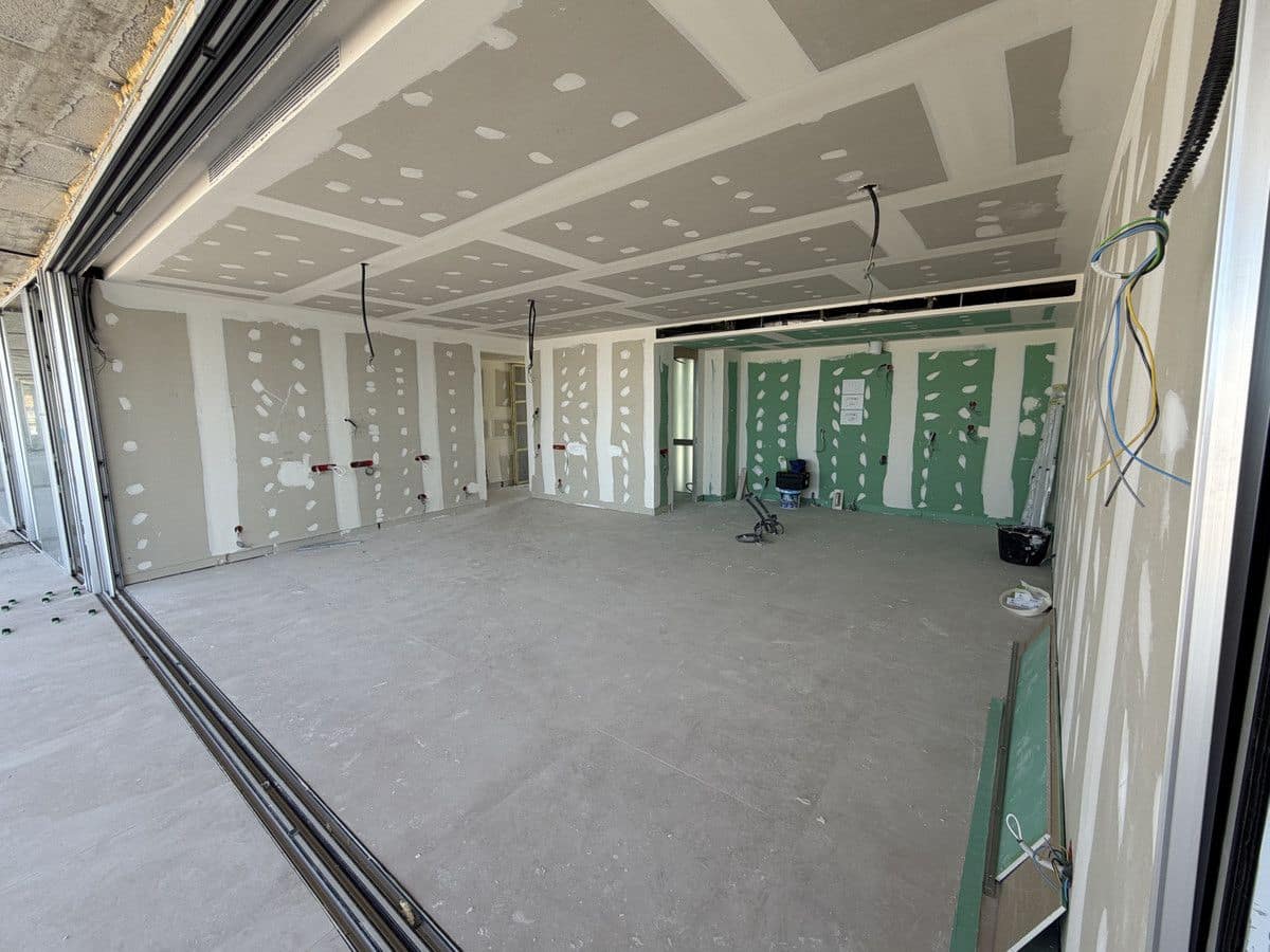 2 soveværelse Lejlighed til salg i Fuengirola med swimmingpool - € 885.000 (Ref: 9992052)