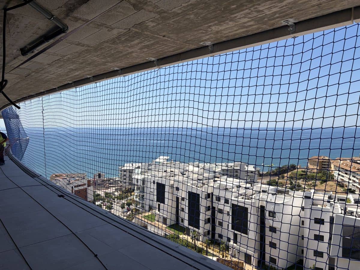 2 soveværelse Lejlighed til salg i Fuengirola med swimmingpool - € 885.000 (Ref: 9992052)
