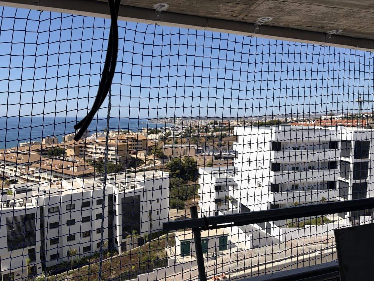 2 soveværelse Lejlighed til salg i Fuengirola med swimmingpool - € 885.000 (Ref: 9992052)