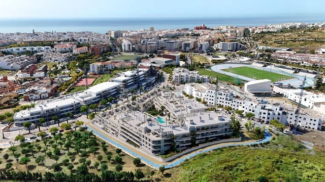 2 soveværelse Lejlighed til salg i Parque Central, Estepona med swimmingpool - € 428.000 (Ref: 9992085)
