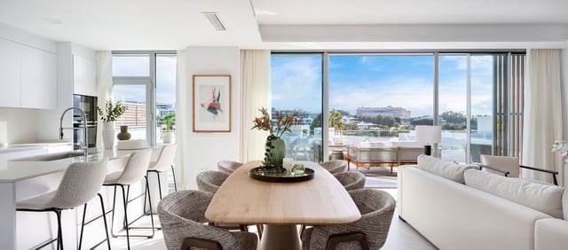 Apartamento de 3 habitaciones en Marbella en venta con piscina - 1.250.000 € (Ref: 9992114)