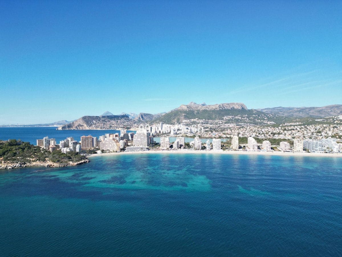 4 soveværelse Villa til salg i Calpe / Calp med swimmingpool - € 2.575.000 (Ref: 9992124)