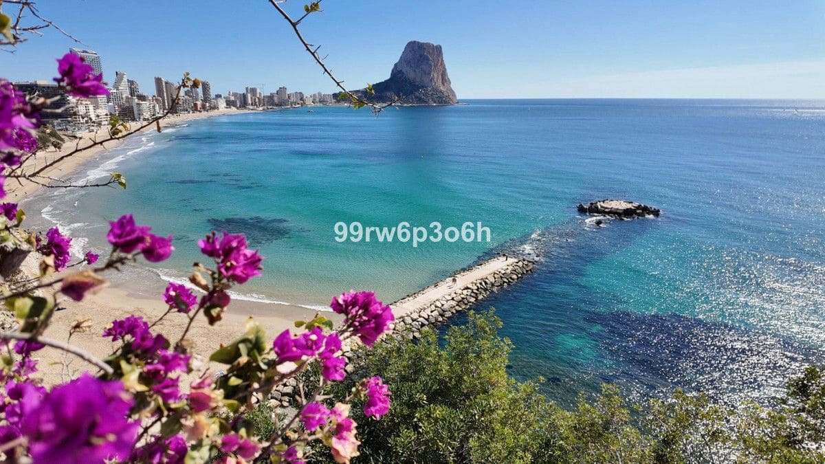 4 soveværelse Villa til salg i Calpe / Calp med swimmingpool - € 2.575.000 (Ref: 9992124)