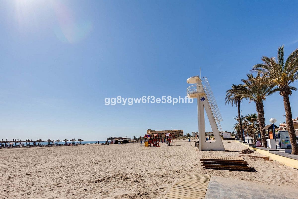 3 soverom Villa til salgs i Cabo Roig med svømmebasseng - € 890 000 (Ref: 9992127)