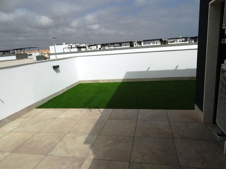 3 soverom Villa til salgs i Pilar de la Horadada med svømmebasseng - € 425 000 (Ref: 9992144)