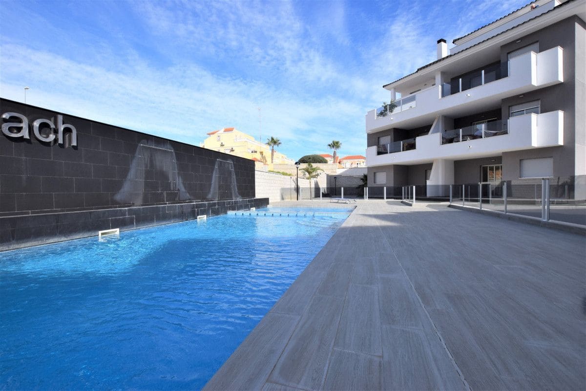 2 sovrum Lägenhet till salu i Filipinas med pool - 255 000 € (Ref: 9992146)