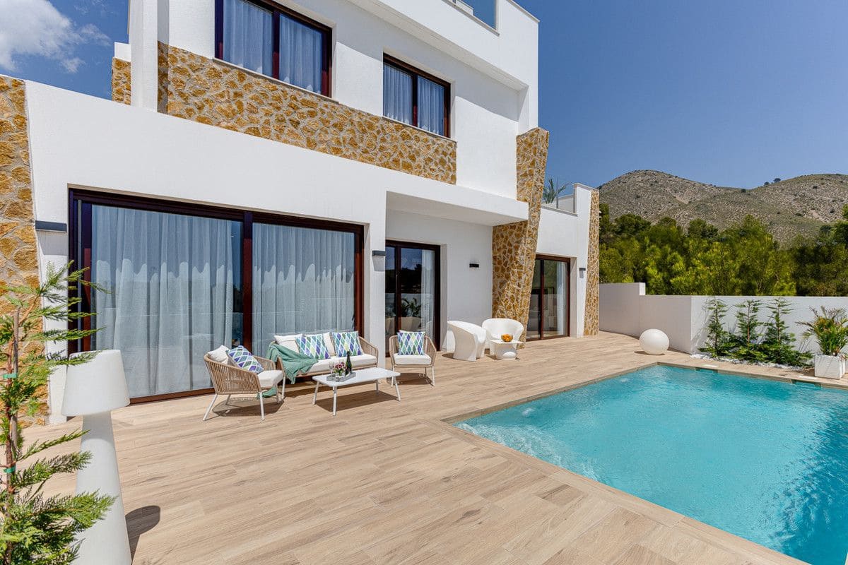 4 slaapkamer Villa te koop in Finestrat met zwembad - € 840.000 (Ref: 9992163)
