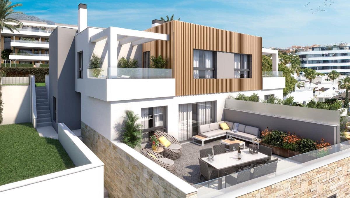 3 quarto Apartamento para venda em Torremolinos com piscina - 1 100 000 € (Ref: 9992167)