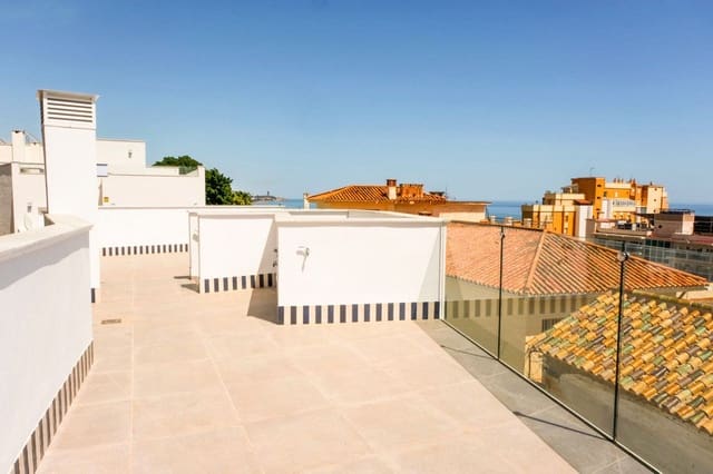 2 bedroom Apartment for sale in Monte Sancha, Málaga city - € 880,000 (Ref: 9992178)