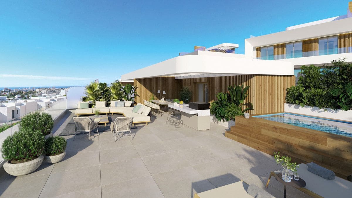4 slaapkamer Villa te koop in El Paraiso met zwembad - € 1.550.000 (Ref: 9992183)