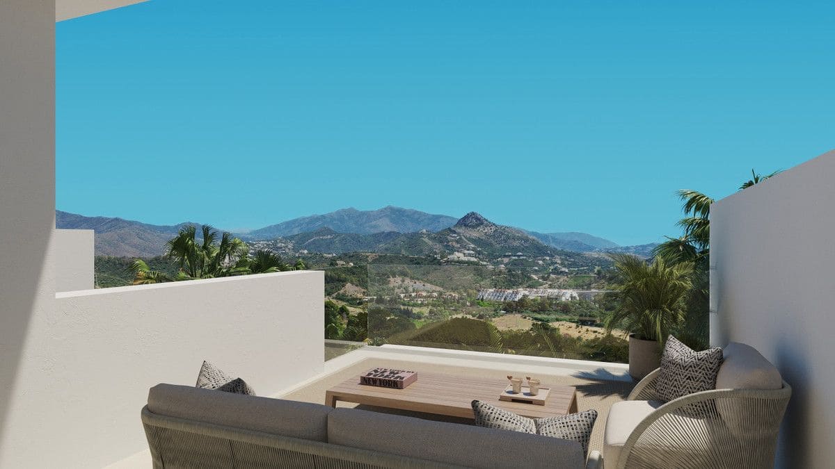 4 Zimmer Apartment zu verkaufen in Estepona mit Pool - 2.150.000 € (Ref: 9992185)