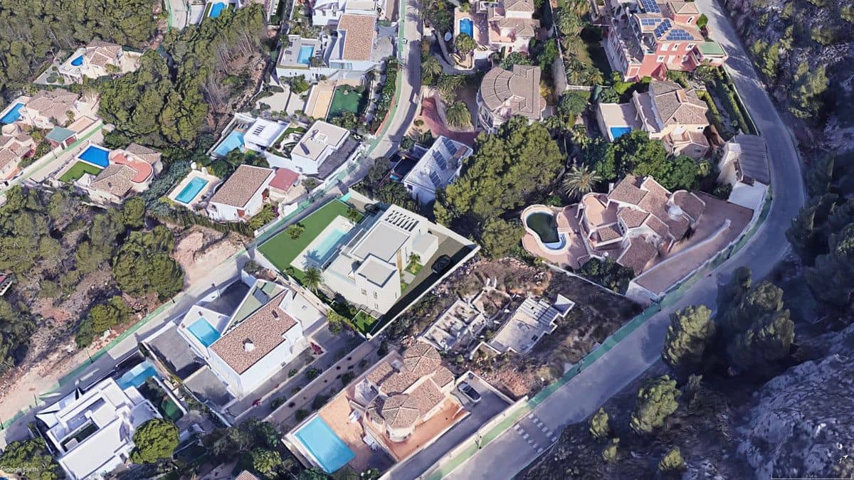 4 slaapkamer Villa te koop in Altea met zwembad - € 2.690.000 (Ref: 9992197)