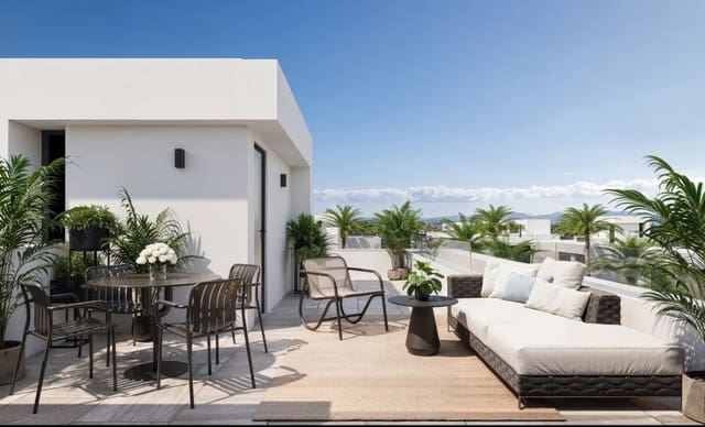 3 soveværelse Villa til salg i Los Alcázares med swimmingpool - € 695.000 (Ref: 9992201)
