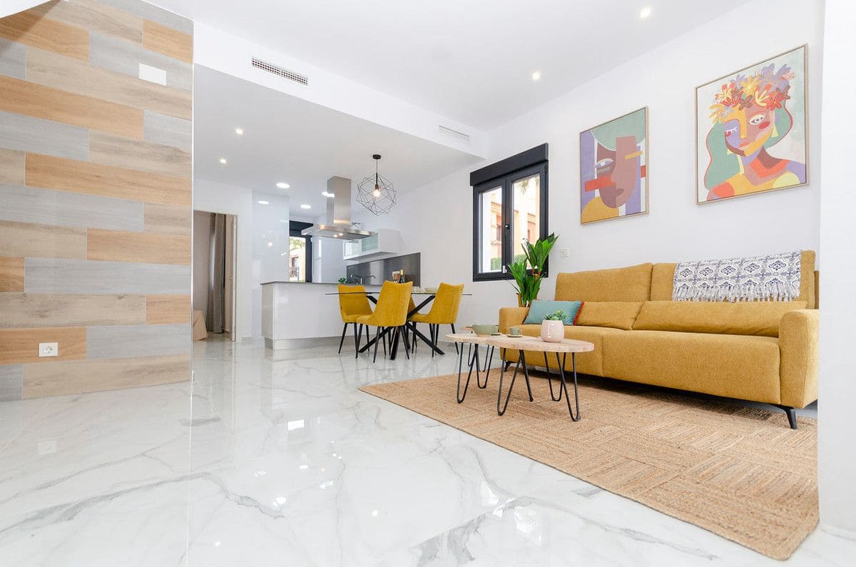 3 camera da letto Villa in vendita in Torrevieja con piscina - 424.000 € (Rif: 9992237)