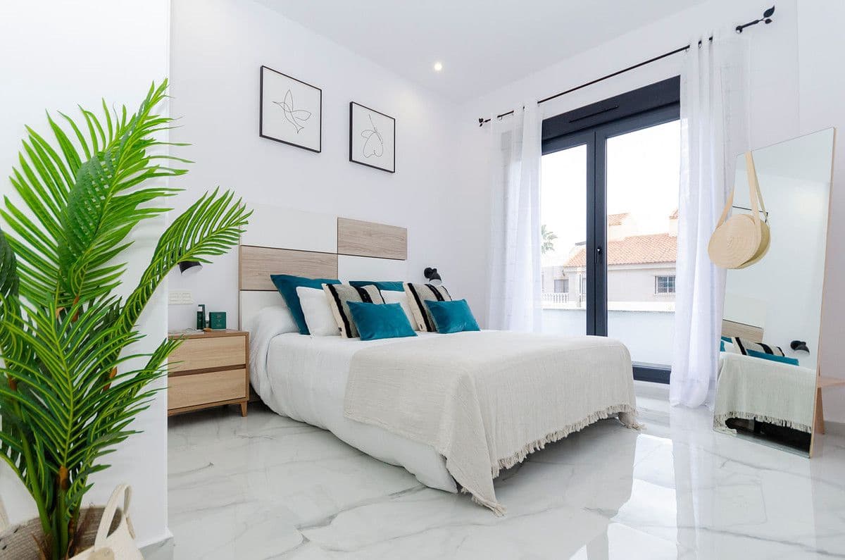 3 camera da letto Villa in vendita in Torrevieja con piscina - 424.000 € (Rif: 9992237)