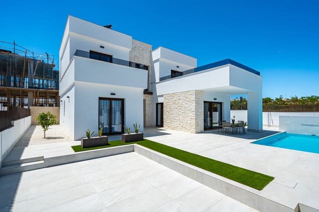 4 soverom Villa til salgs i Desamparados - Hurchillo - Torremendo, Orihuela med svømmebasseng - € 649 000 (Ref: 9992243)