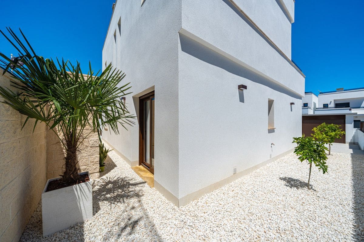 4 soverom Villa til salgs i Orihuela med svømmebasseng - € 649 000 (Ref: 9992243)