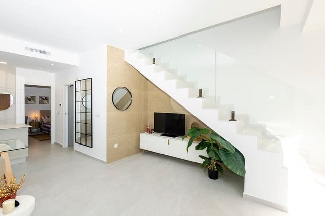 3 soveværelse Villa til salg i Desamparados - Hurchillo - Torremendo, Orihuela med swimmingpool - € 315.000 (Ref: 9992246)