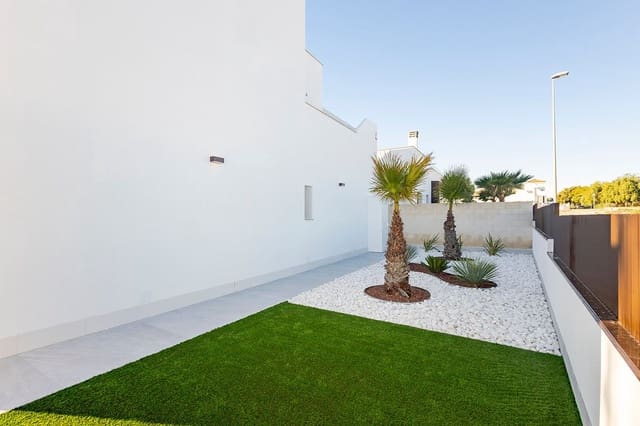 3 soveværelse Villa til salg i Desamparados - Hurchillo - Torremendo, Orihuela med swimmingpool - € 315.000 (Ref: 9992246)
