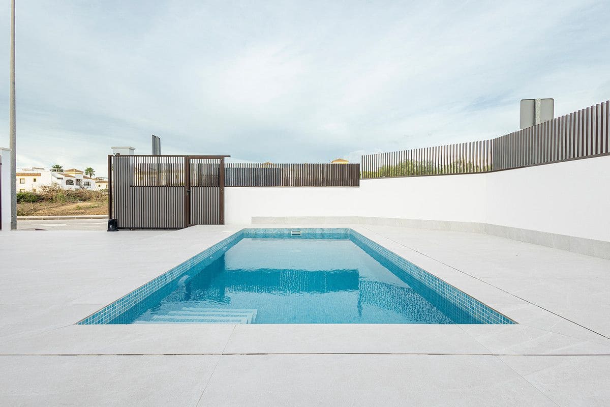 2 chambre Villa/Maison à vendre à Orihuela avec piscine - 356 000 € (Ref: 9992247)
