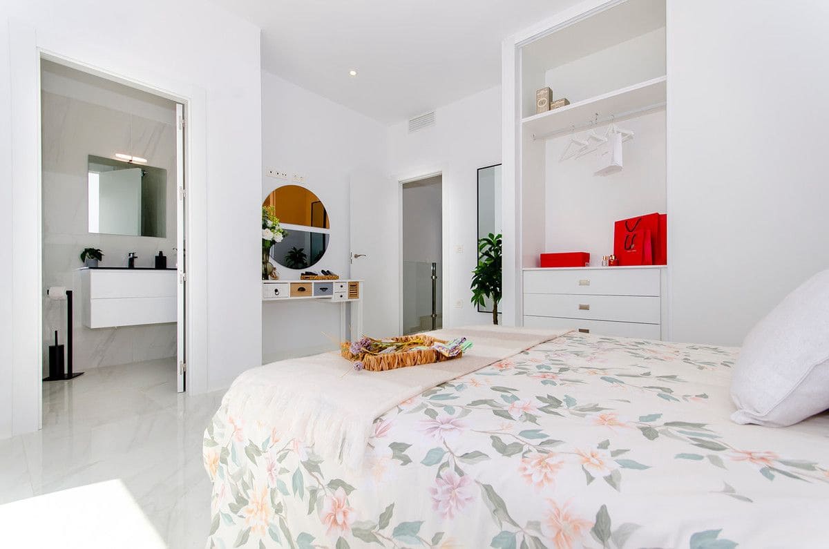 3 Zimmer Villa zu verkaufen in Orihuela mit Pool - 395.000 € (Ref: 9992248)