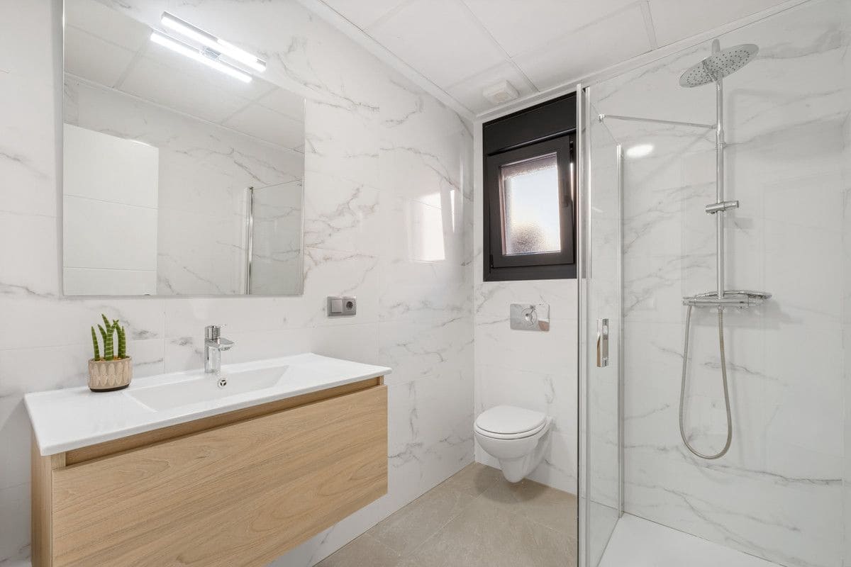 3 slaapkamer Villa te koop in Daya Nueva met zwembad - € 317.000 (Ref: 9992265)