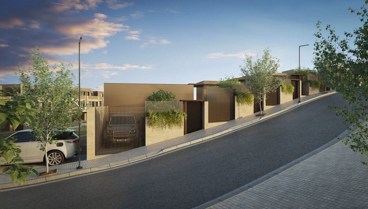 3 bedroom Villa for sale in Elviria with pool - € 1,395,275 (Ref: 9992274)