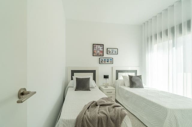 2 quarto Apartamento para venda em Los Altos com piscina - 340 000 € (Ref: 9992281)